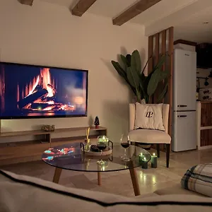 Evasion Au Calme - Maison Cosy Avec Piscine Et Tennis , Saint-Vallier-de-Thiey France